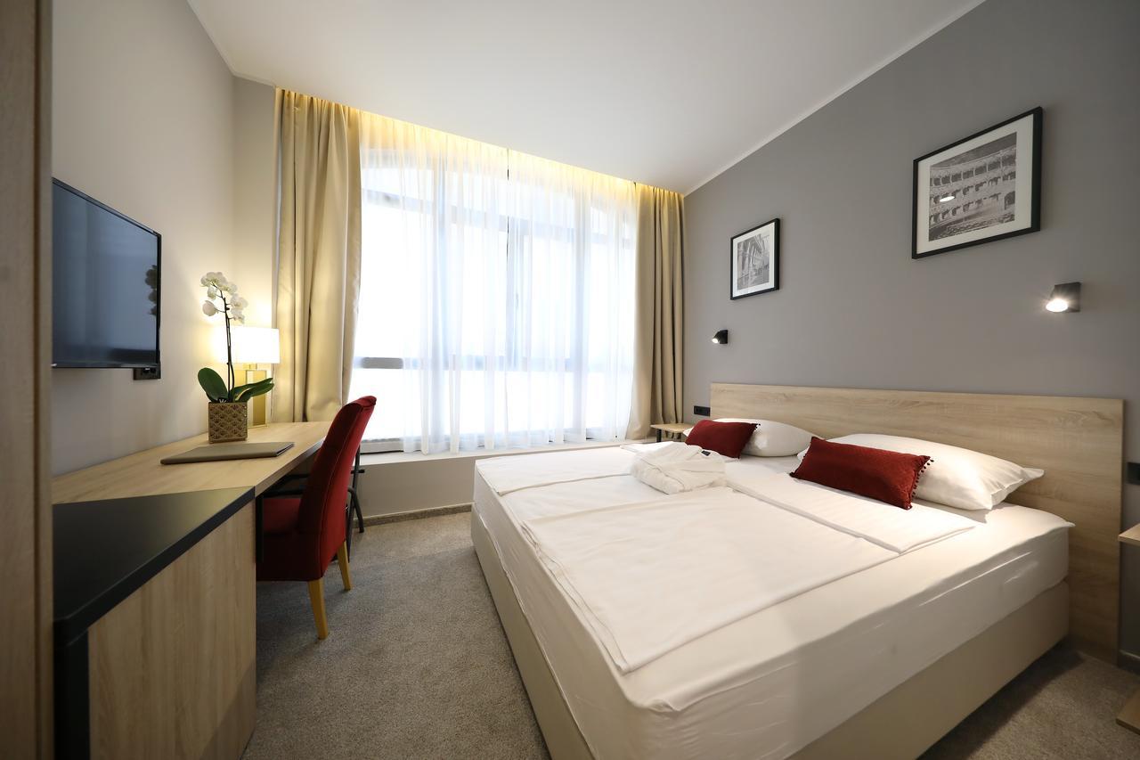 זאדאר Teatro Verdi Boutique Hotel מראה חיצוני תמונה